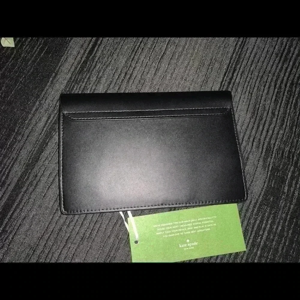 KATE SPADE WRISTLET BLACK NWT